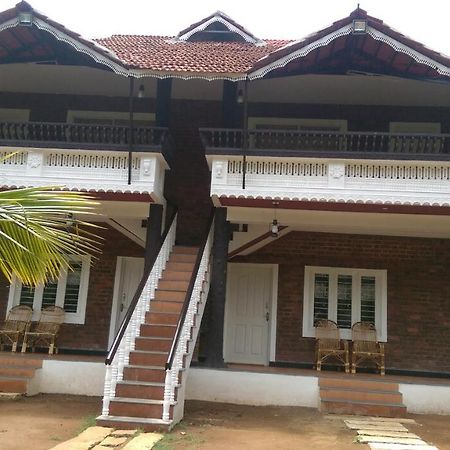 Mango Village Farm House Nelliyampathy Esterno foto